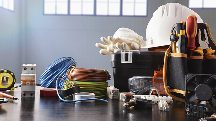 Apprentice exploring career opportunities after early apprenticeship termination